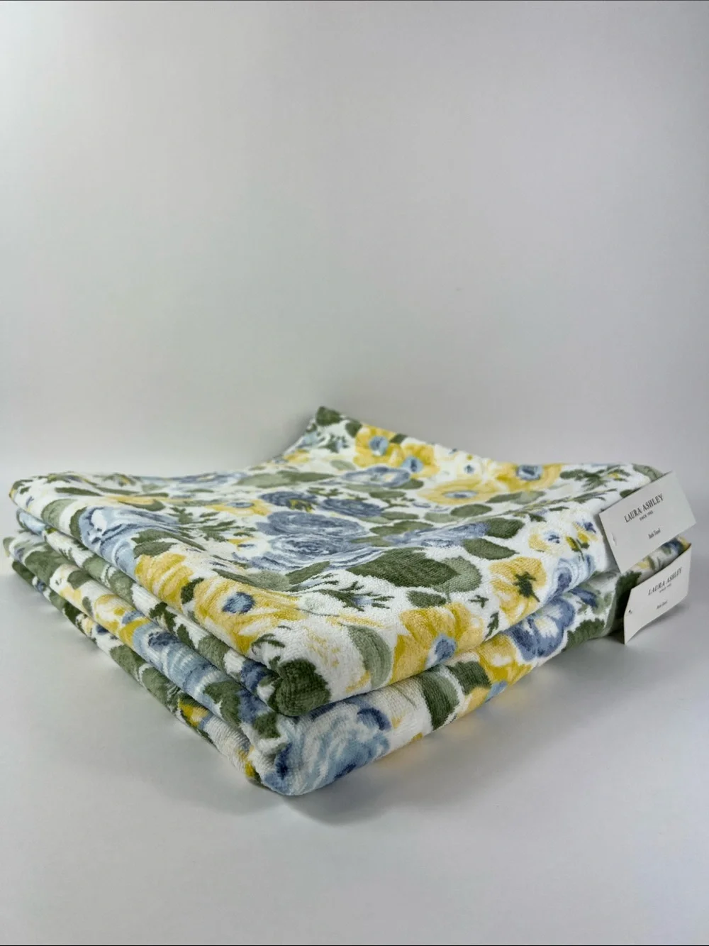 Laura Ashley Bath Towels Blue, Yellow & Green Floral Cotton Velour Set of 2 NEW